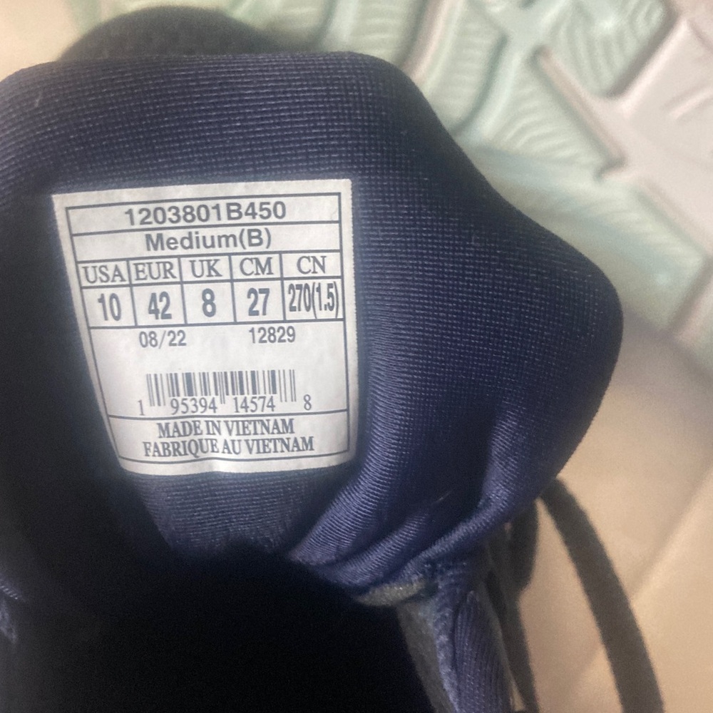 Brooks Women's Dark Blue and White Athletic Shoes - Picture 4 of 5